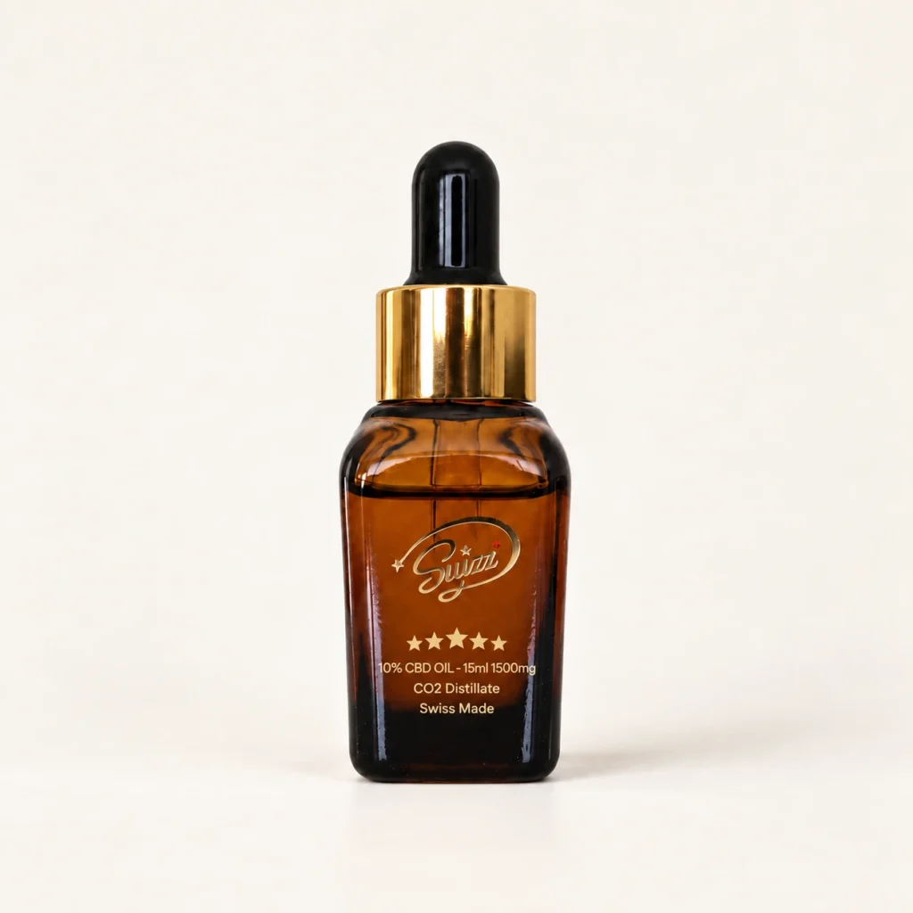 Suizz CBD Oil 10%, 15 ml, ivory studio product photograph